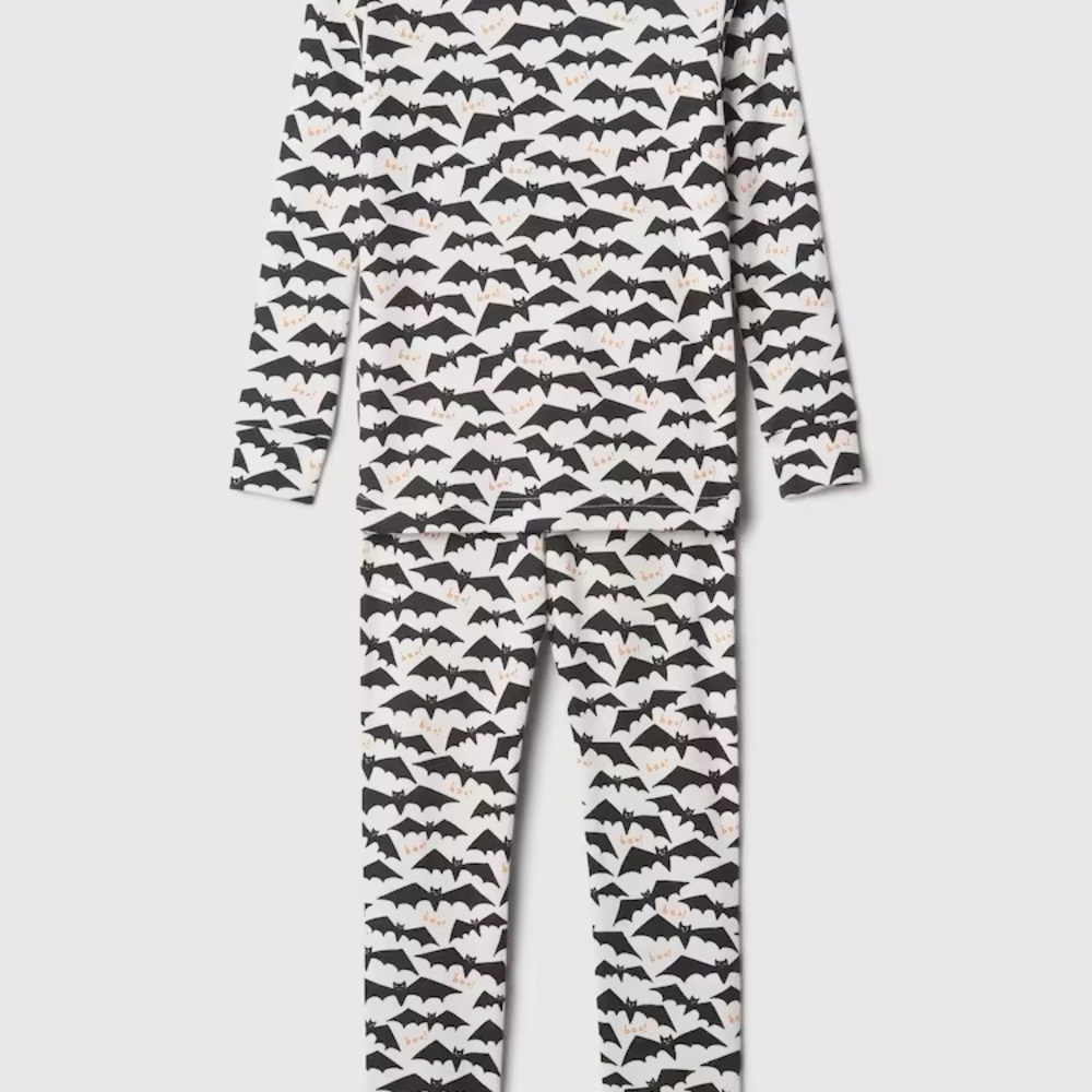 GAP kids organic Halloween bat Pajama Set - Black and White Bat Print